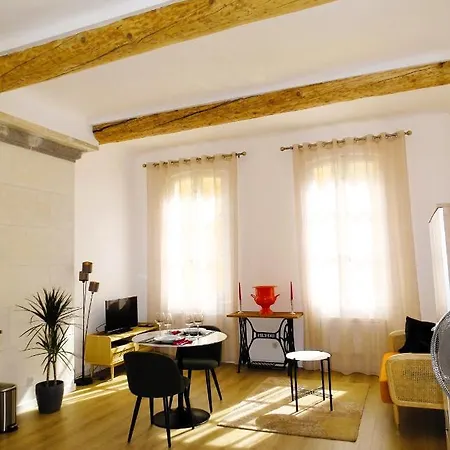 Augustins Fountain Studio Cosy Aix Centre Historique A 3 Minutes De Cours Mirabeau -Wifi-Smart Tv-Rue Calme Aix-en-Provence Extérieur photo