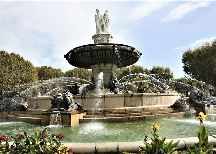 Augustins Fountain Studio Cosy Aix Centre Historique A 3 Minutes De Cours Mirabeau -Wifi-Smart Tv-Rue Calme