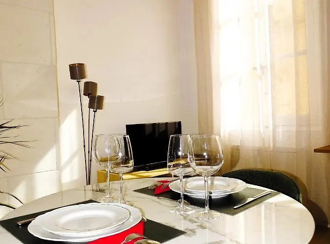 Augustins Fountain Studio Cosy Aix Centre Historique A 3 Minutes De Cours Mirabeau -Wifi-Smart Tv-Rue Calme