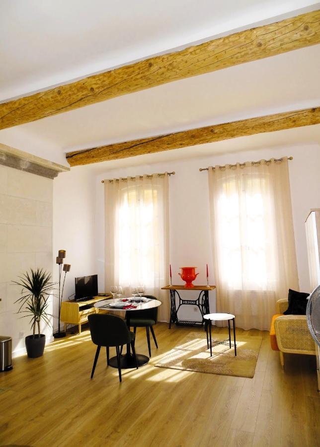 Augustins Fountain Cosy Aix Centre Historique A 3 Minutes De Cours Mirabeau -wifi-smart Tv-rue Calme Appartement Aix-en-Provence