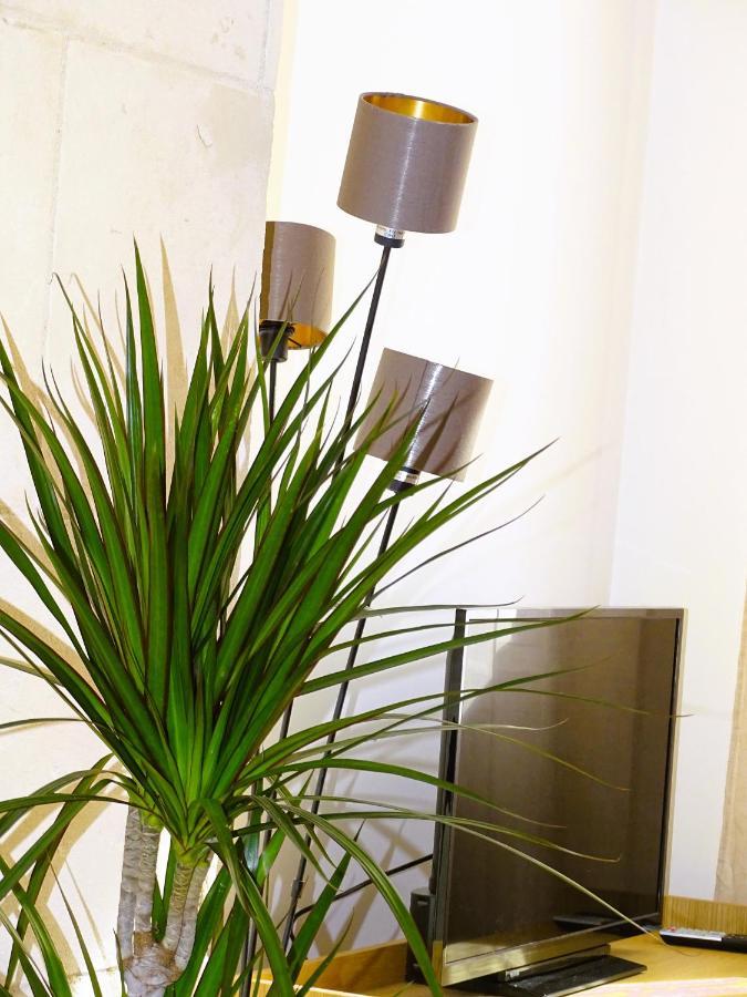 Augustins Fountain Cosy Aix Centre Historique A 3 Minutes De Cours Mirabeau -wifi-smart Tv-rue Calme